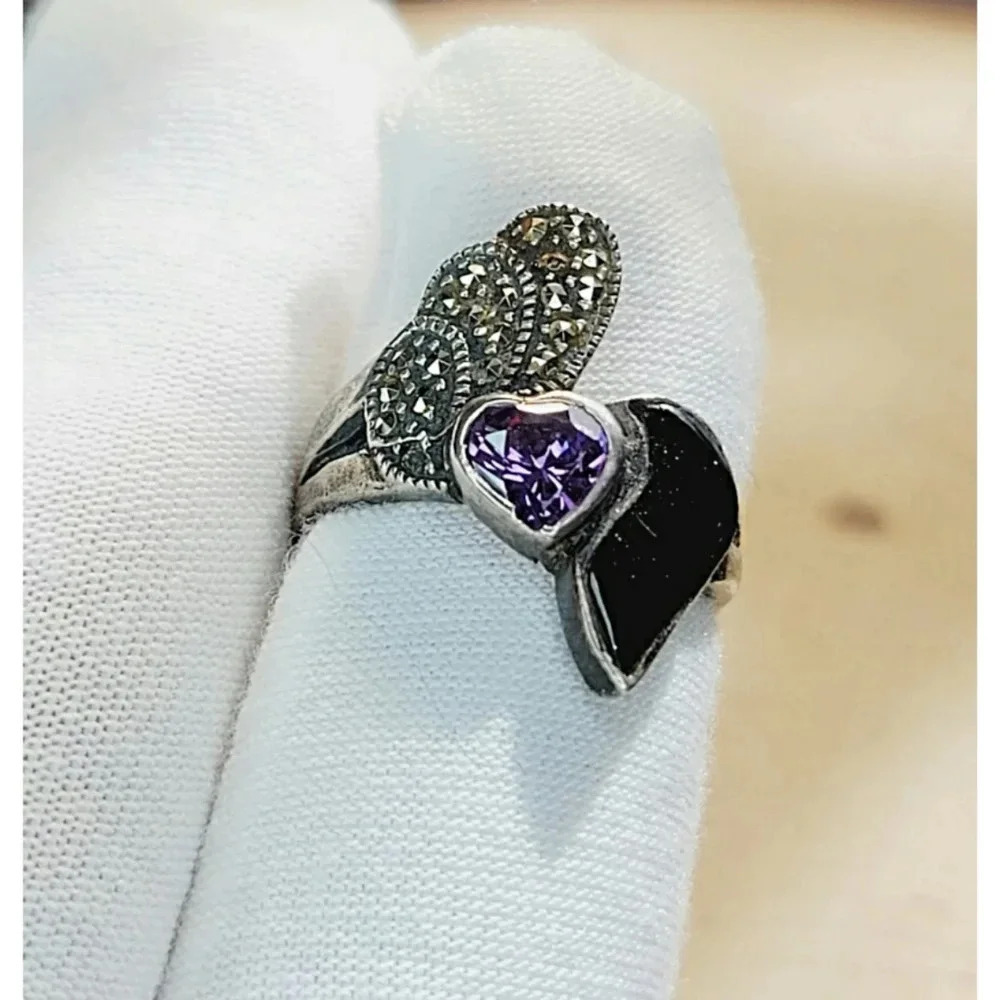 Vintage Sterling Silver Amethyst Heart Freeform  Marcasite Ring Size 7